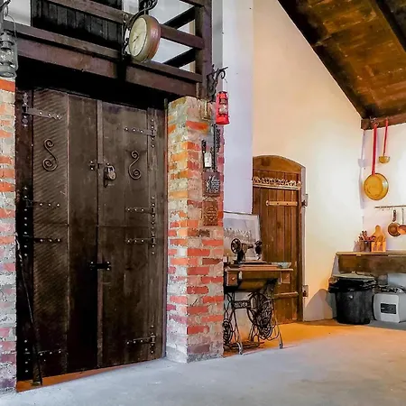 Appartamento 3 Bedroom In Huta Gorna