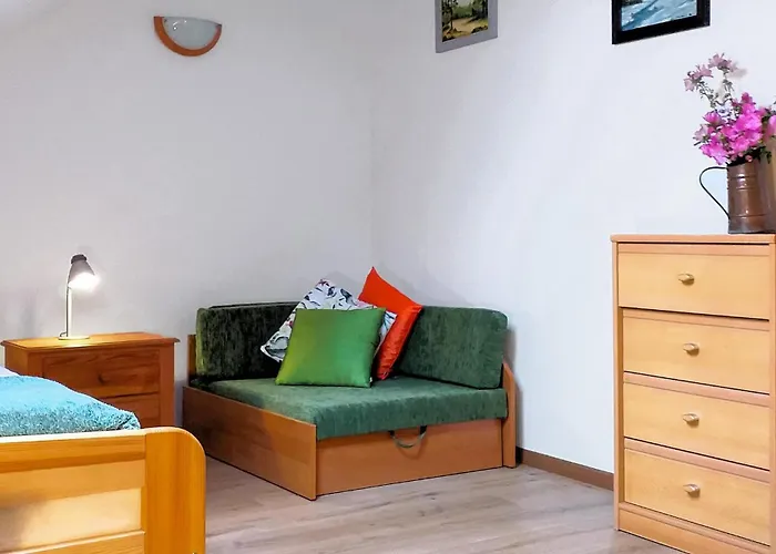 3 Bedroom Cozy In * Huta Gorna