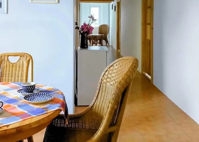 公寓 3 Bedroom Cozy In *